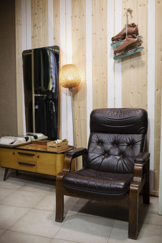 Dark Brown Furniture Bedroom Ideas